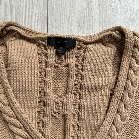J Crew Brown Vneck Sweater brand new condition size small - Picture 2 of 3